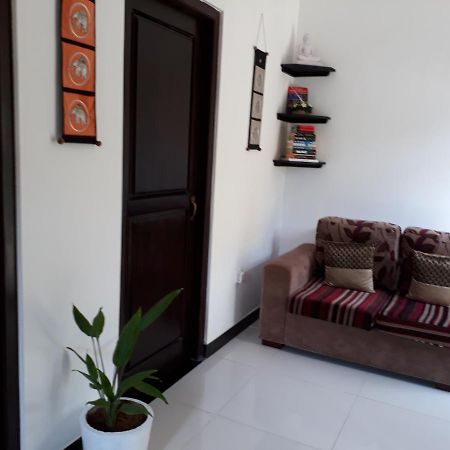 Apna Homestay Apartments Unawatuna Extérieur photo