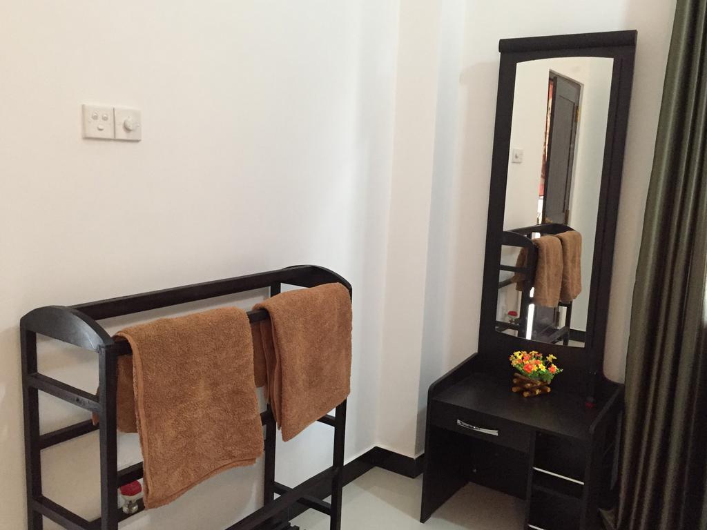 Apna Homestay Apartments Unawatuna Extérieur photo