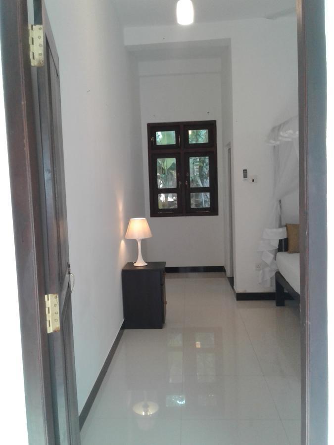 Apna Homestay Apartments Unawatuna Extérieur photo