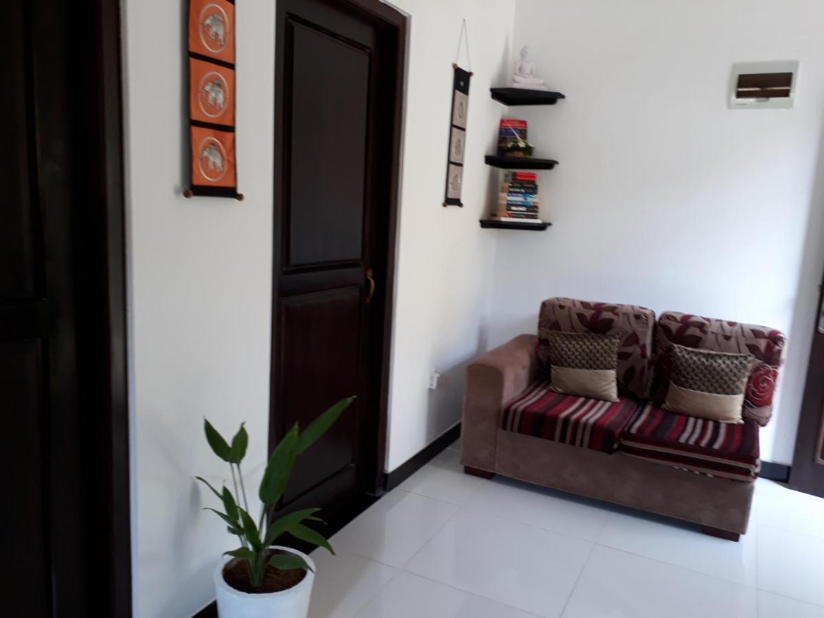 Apna Homestay Apartments Unawatuna Extérieur photo